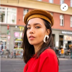 RUSLAN BAGINSKIY BROWN CORDUROY BERET Size M